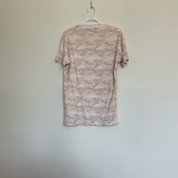 American Eagle Oversized Tee - Picture 2 of 2